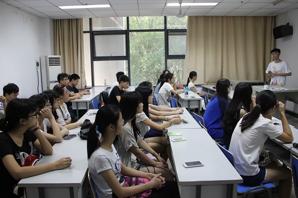7月13日,罗田暑期社会实践动员大会.JPG 7月13日,罗田暑期社会实践动员大会.JPG