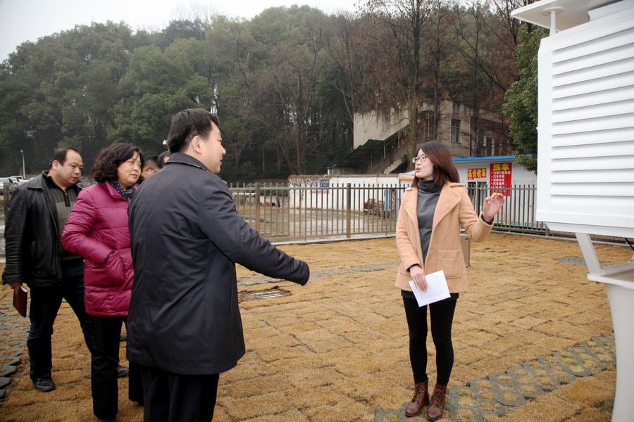 142235032320150127 气象站揭牌仪式 胡德旺 (13).JPG